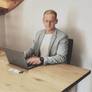 Krzysztof Chrzanowski, Co-owner and Operations Director of Apex Configuration Group